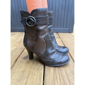 Vintage Y2K Mudd Elisa Ankle Boots Brown Chunky Heel Wingtip Buckle 6M Zip Up